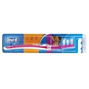 Oral-B Classic 1.2.3 Diş Fırçası 40 Orta
